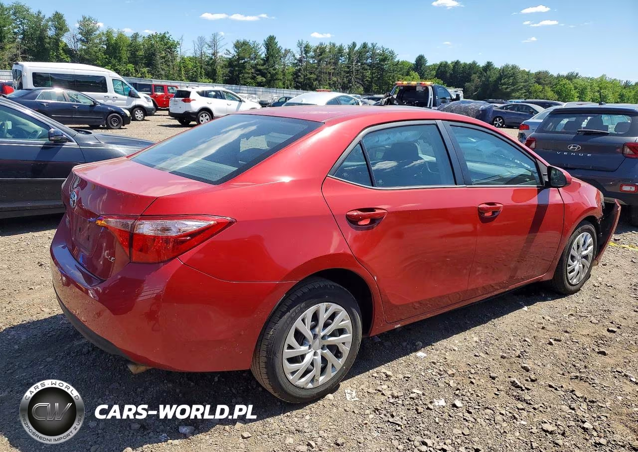 2019 Toyota Corolla Le VIN:2T1BURHE3KC235504 - 3