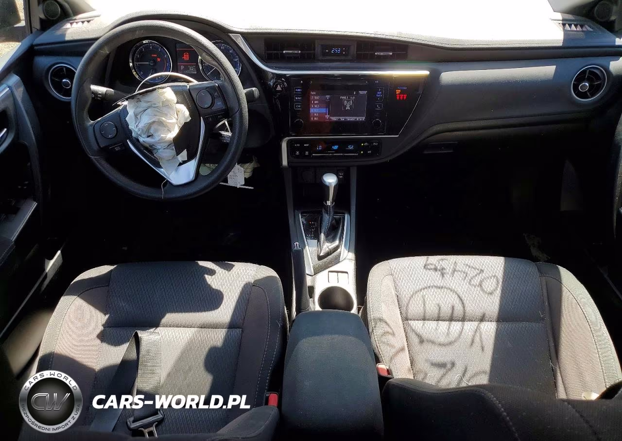 2019 Toyota Corolla Le VIN:2T1BURHE3KC235504 - 8