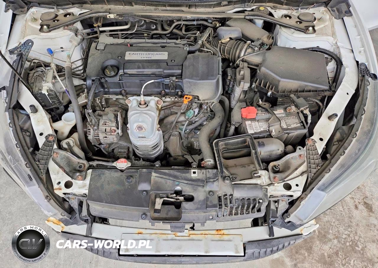 2015 Honda Accord Sport VIN:1HGCR2F57FA224176 - 11