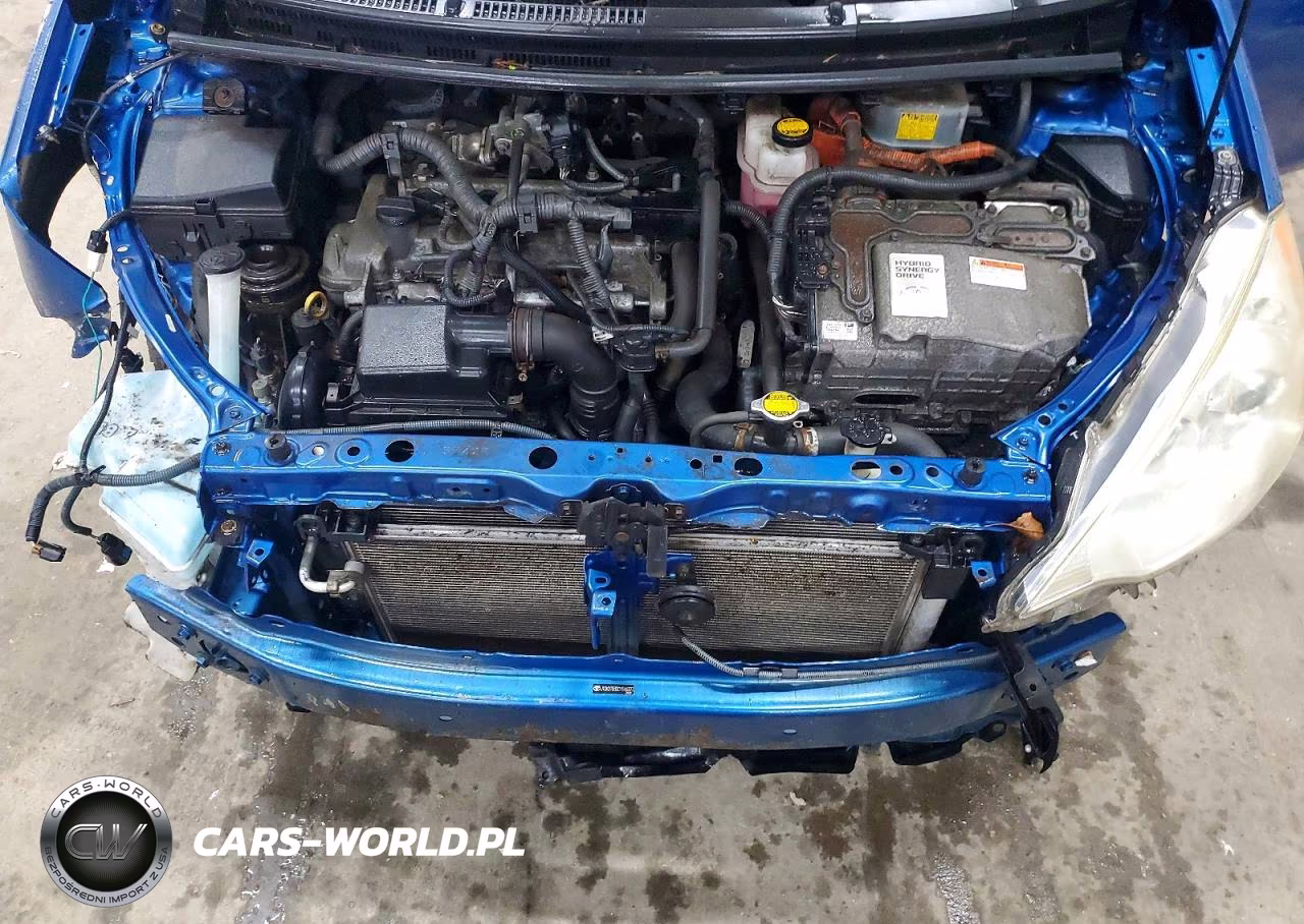 2012 Toyota Prius C Two VIN:JTDKDTB30C1516377 - 11