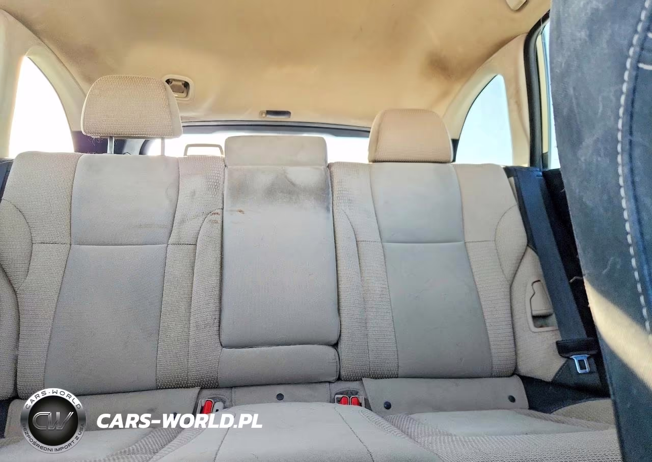 2020 Subaru Outback Premium VIN:4S4BTACC0L3167761 - 10