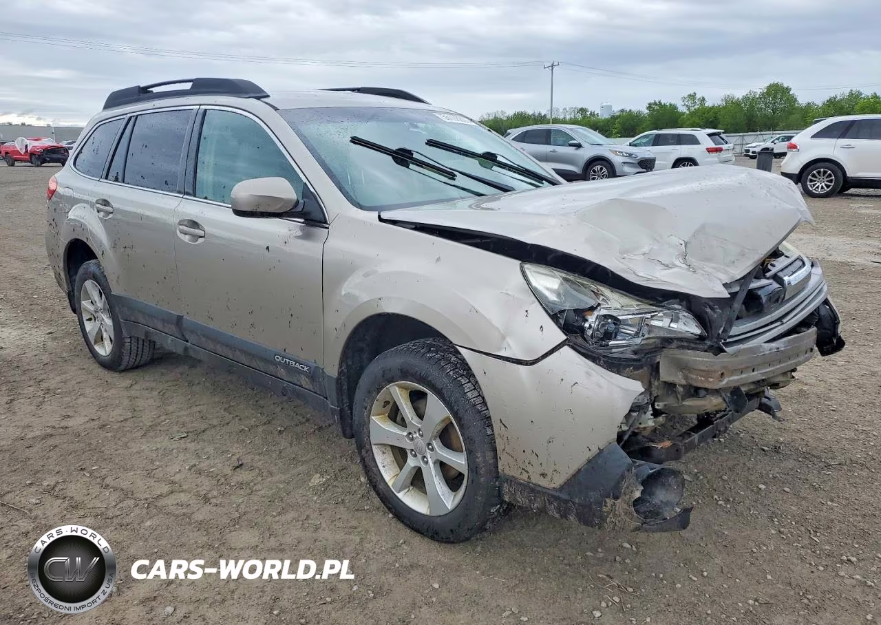 2014 Subaru Outback 2.5I Premium VIN:4S4BRBCC5E3225113 - 4