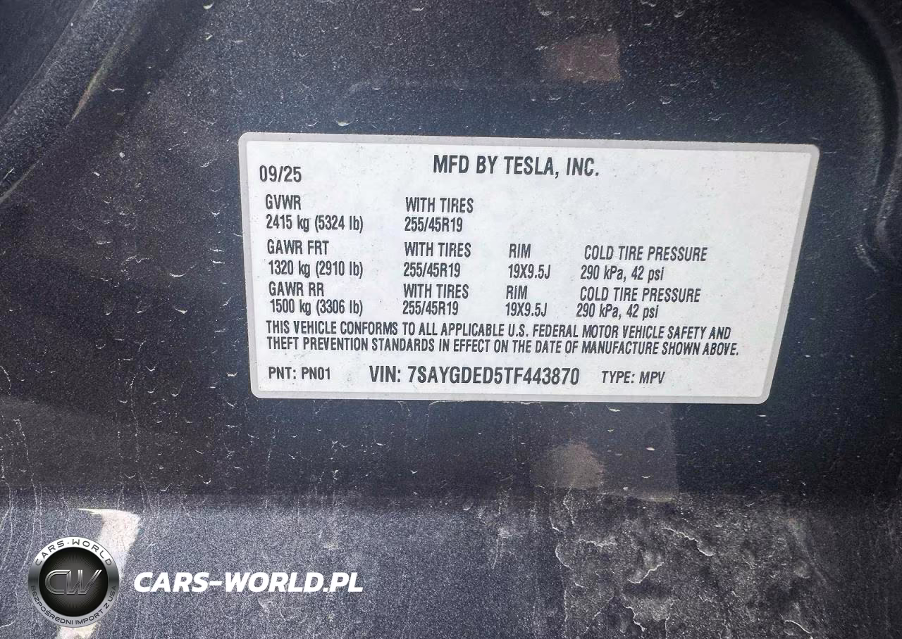 2026 Tesla Model Y VIN:7SAYGDED5TF443870 - 10