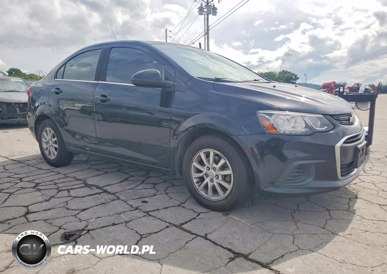 2018 Chevrolet Sonic Lt VIN:1G1JD5SH2J4104212 - 4
