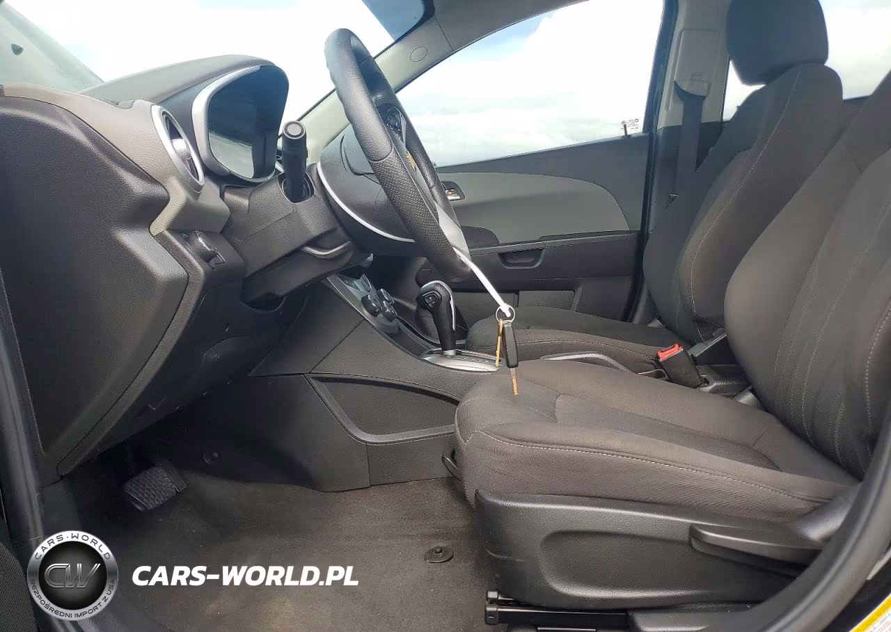 2018 Chevrolet Sonic Lt VIN:1G1JD5SH2J4104212 - 7