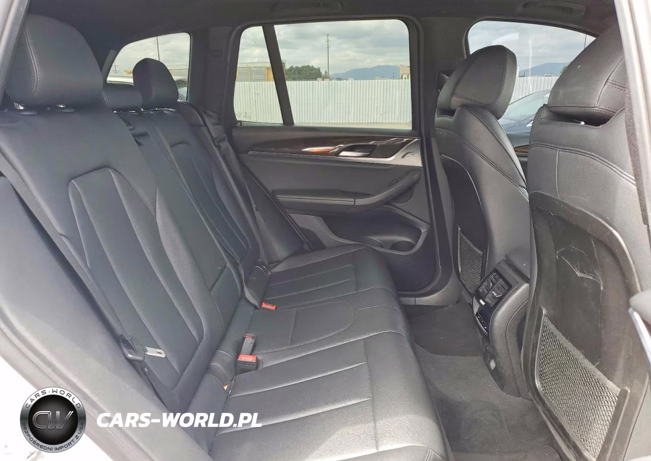 2018 BMW X3 xDrive30I VIN:5UXTR9C50JLD66878 - 11