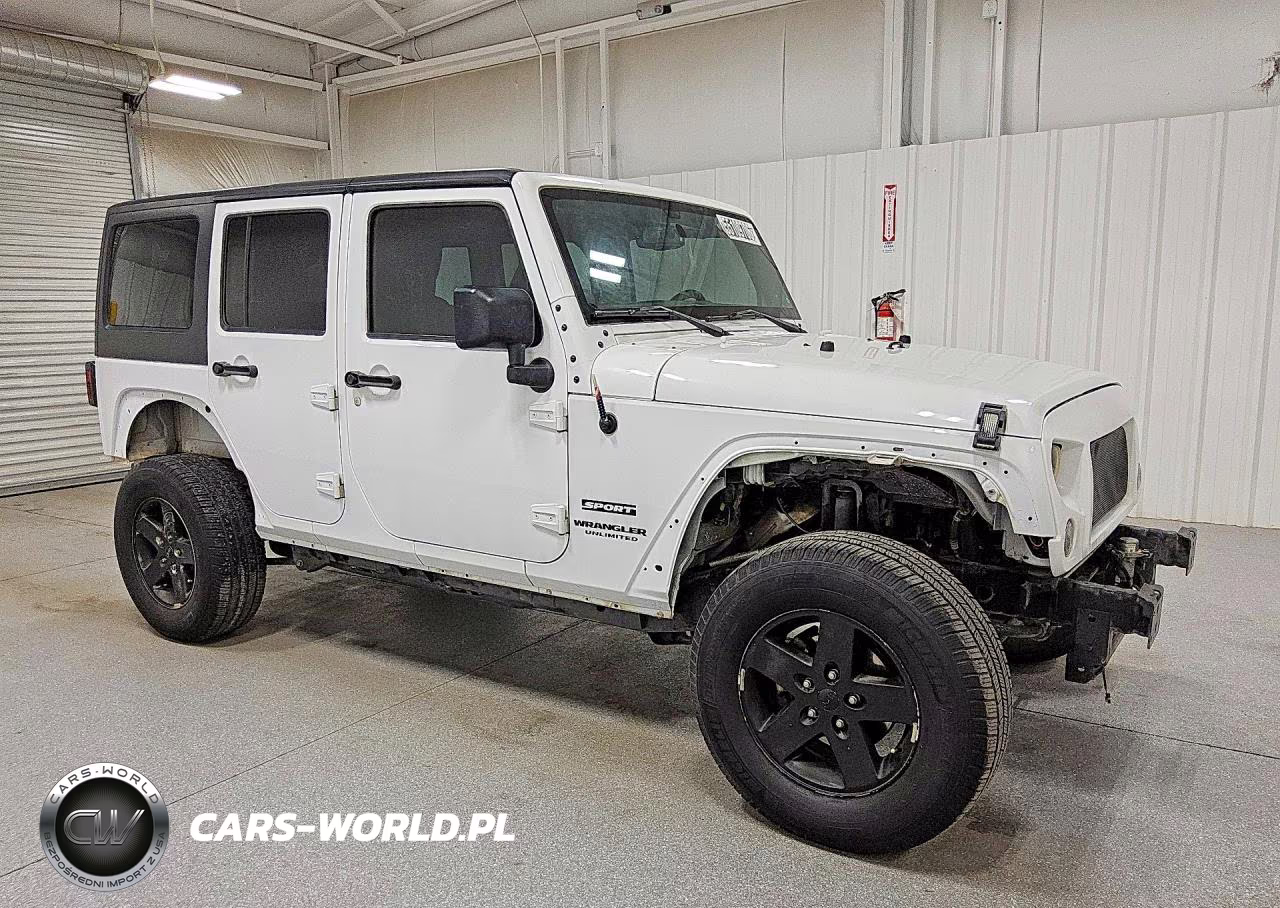 2014 Jeep Wrangler Unlimited Sport VIN:1C4BJWDG3EL313307 - 4