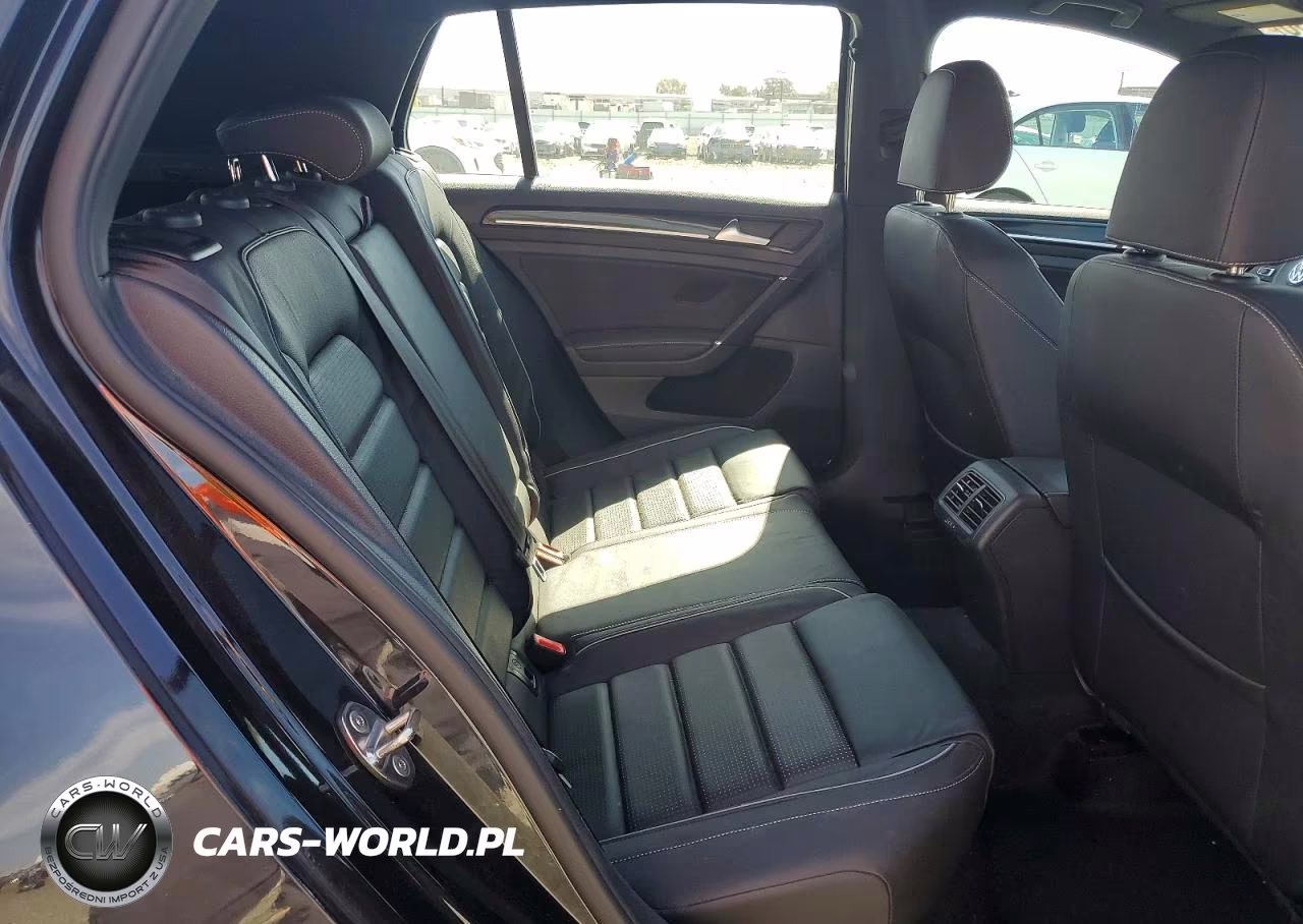 2019 Volkswagen Golf R VIN:WVWWA7AU5KW113590 - 10