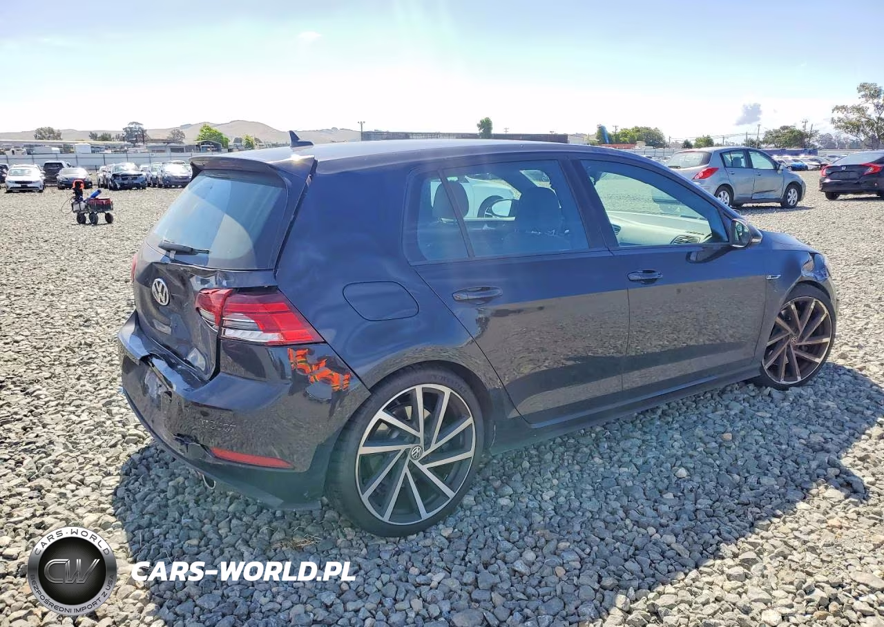 2019 Volkswagen Golf R VIN:WVWWA7AU5KW113590 - 3
