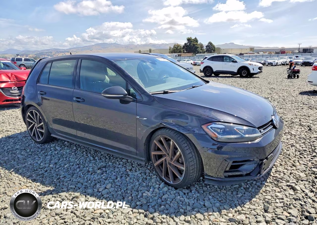 2019 Volkswagen Golf R VIN:WVWWA7AU5KW113590 - 4