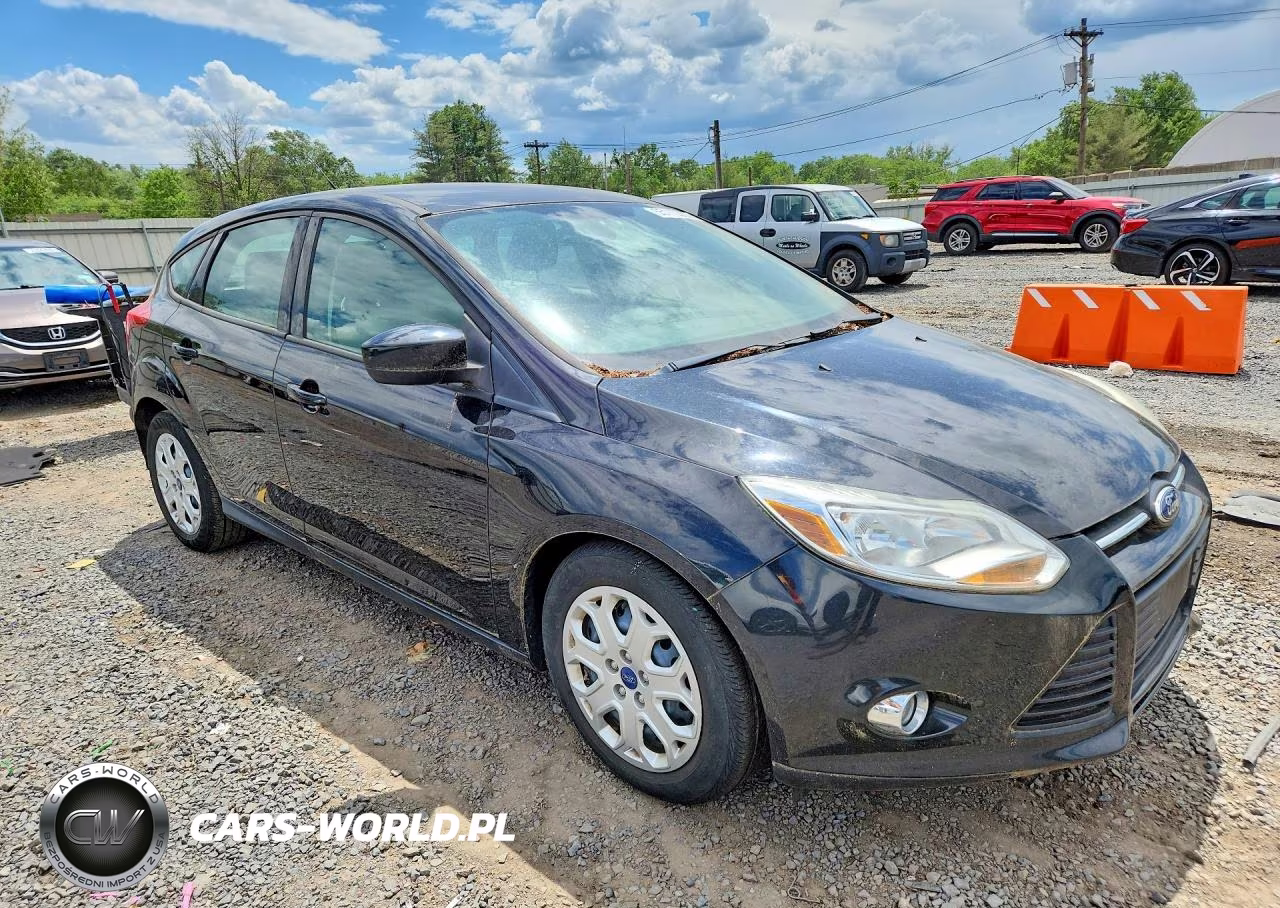 2012 Ford Focus Se VIN:1FAHP3K21CL125368 - 4