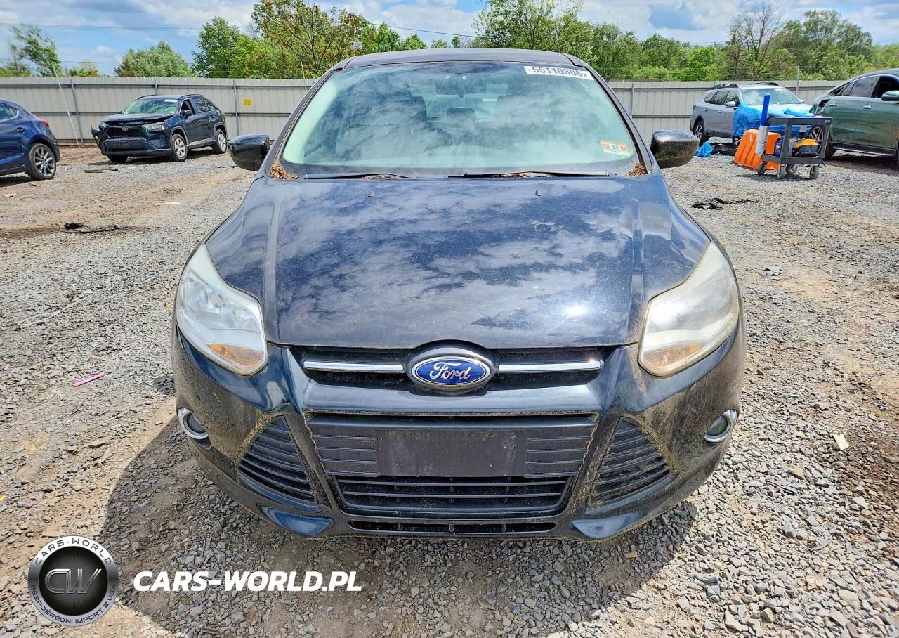 2012 Ford Focus Se VIN:1FAHP3K21CL125368 - 5