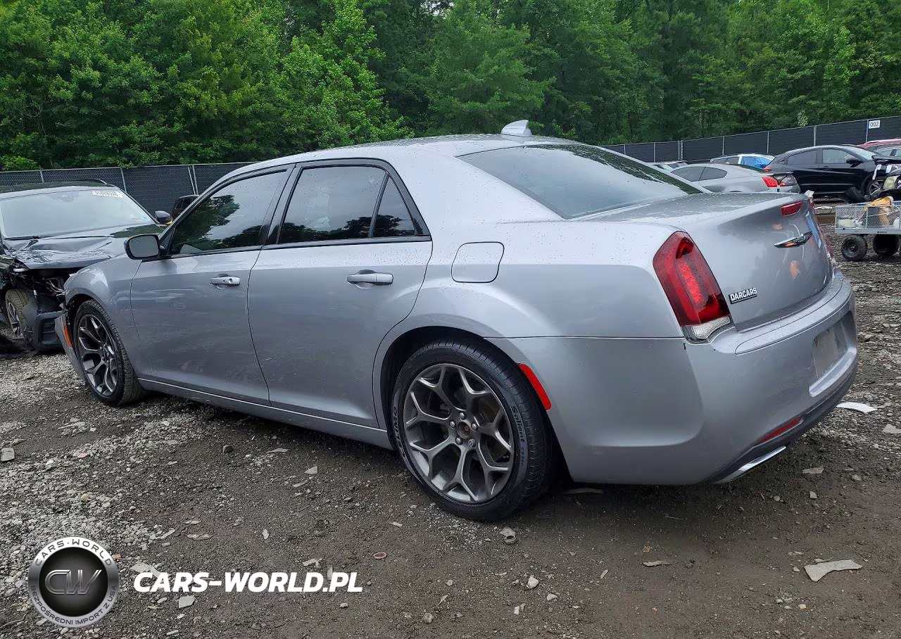2015 Chrysler 300 S VIN:2C3CCABG4FH903815 - 2