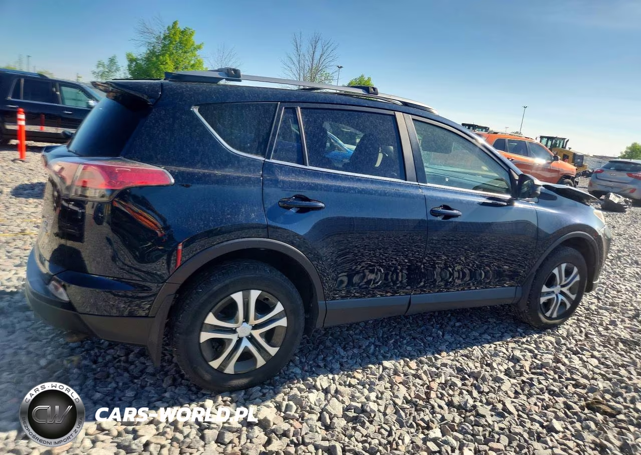 2017 Toyota Rav4 Le VIN:JTMBFREV0HJ131810 - 3