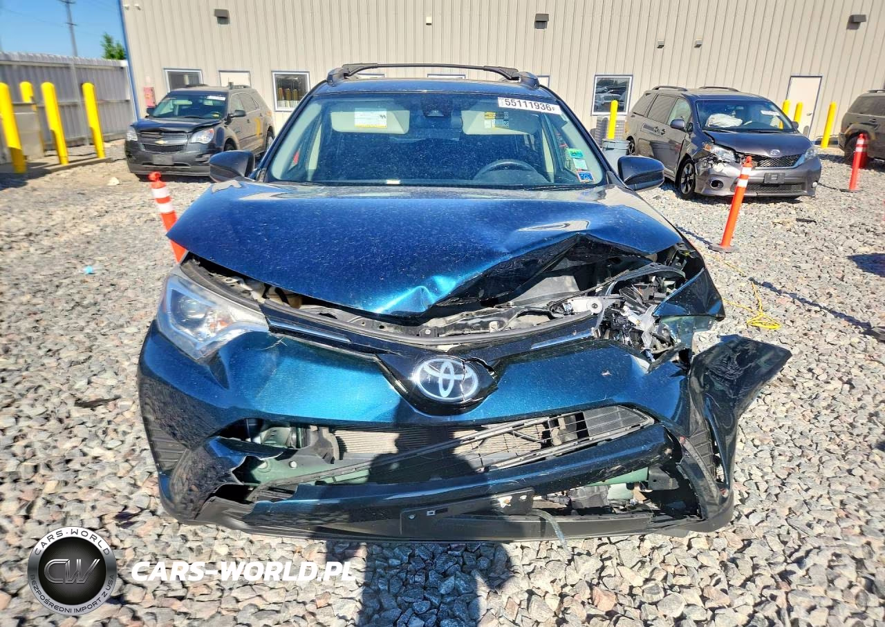 2017 Toyota Rav4 Le VIN:JTMBFREV0HJ131810 - 5