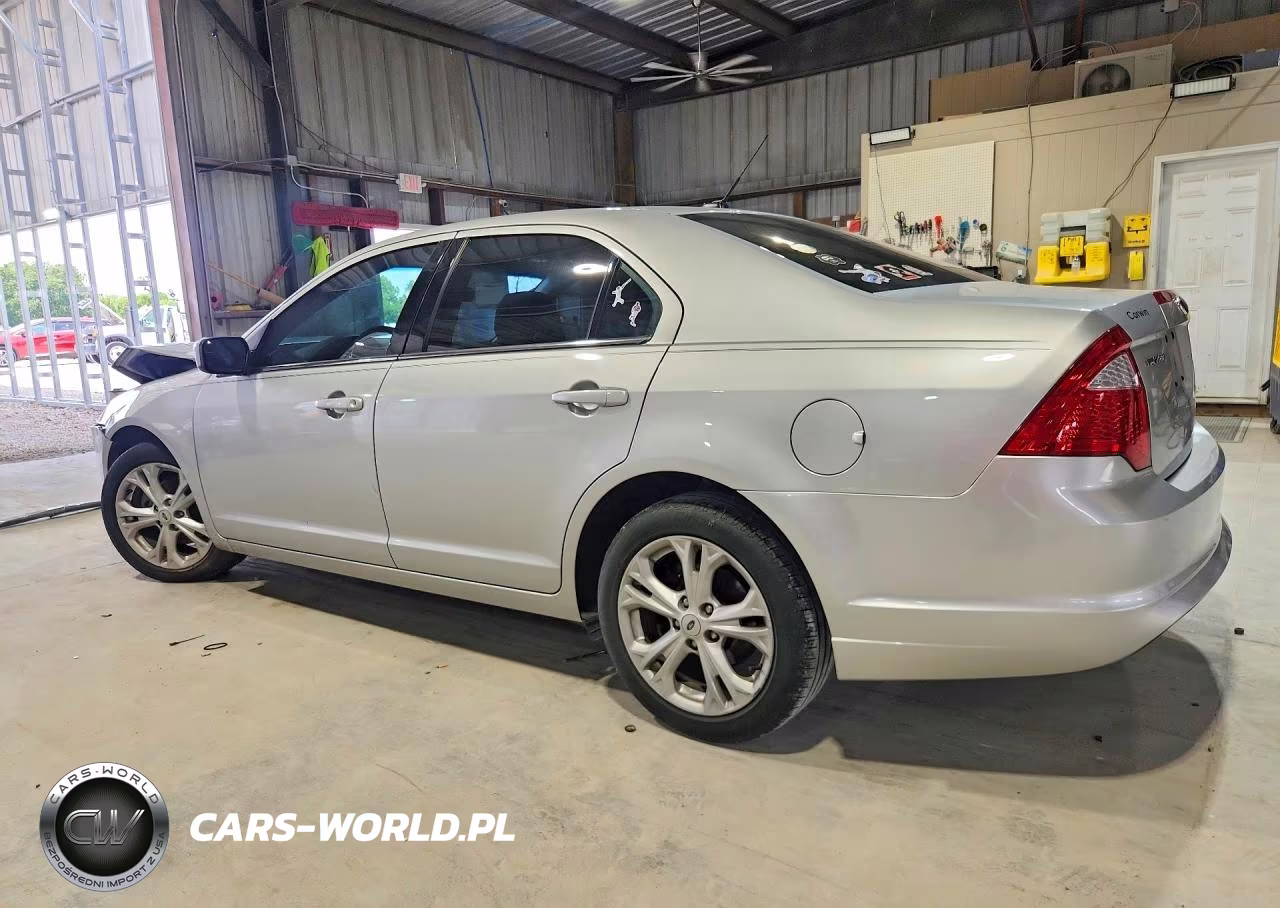 2012 Ford Fusion VIN:3FAHP0HA1CR137423 - 2