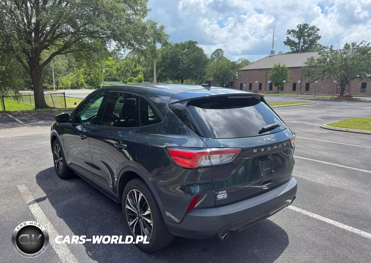 2022 Ford Escape Se VIN:1FMCU0G62NUA88346 - 3