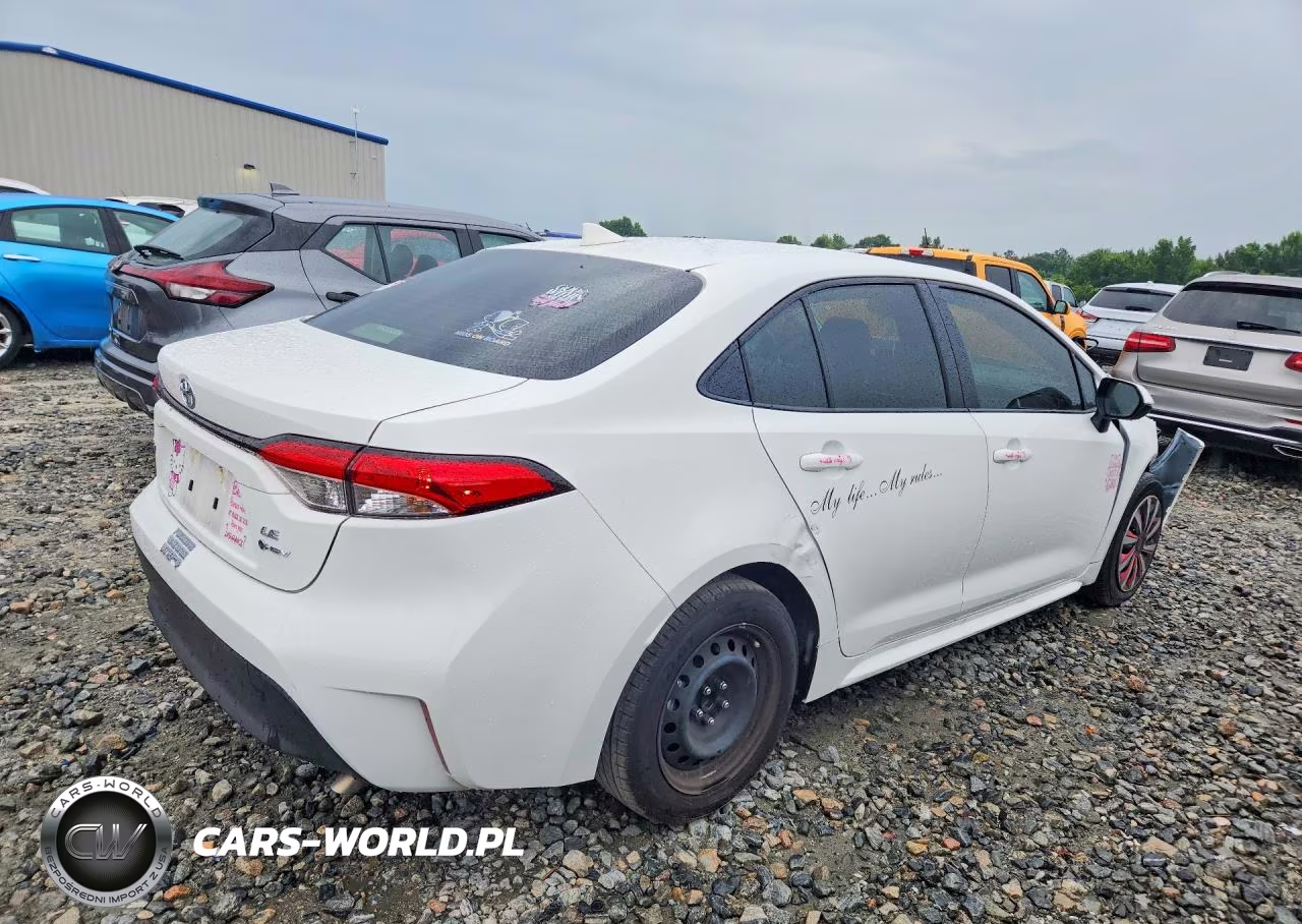 2026 Toyota Corolla Hybrid Le VIN:JTDBCMFE2T3130391 - 3