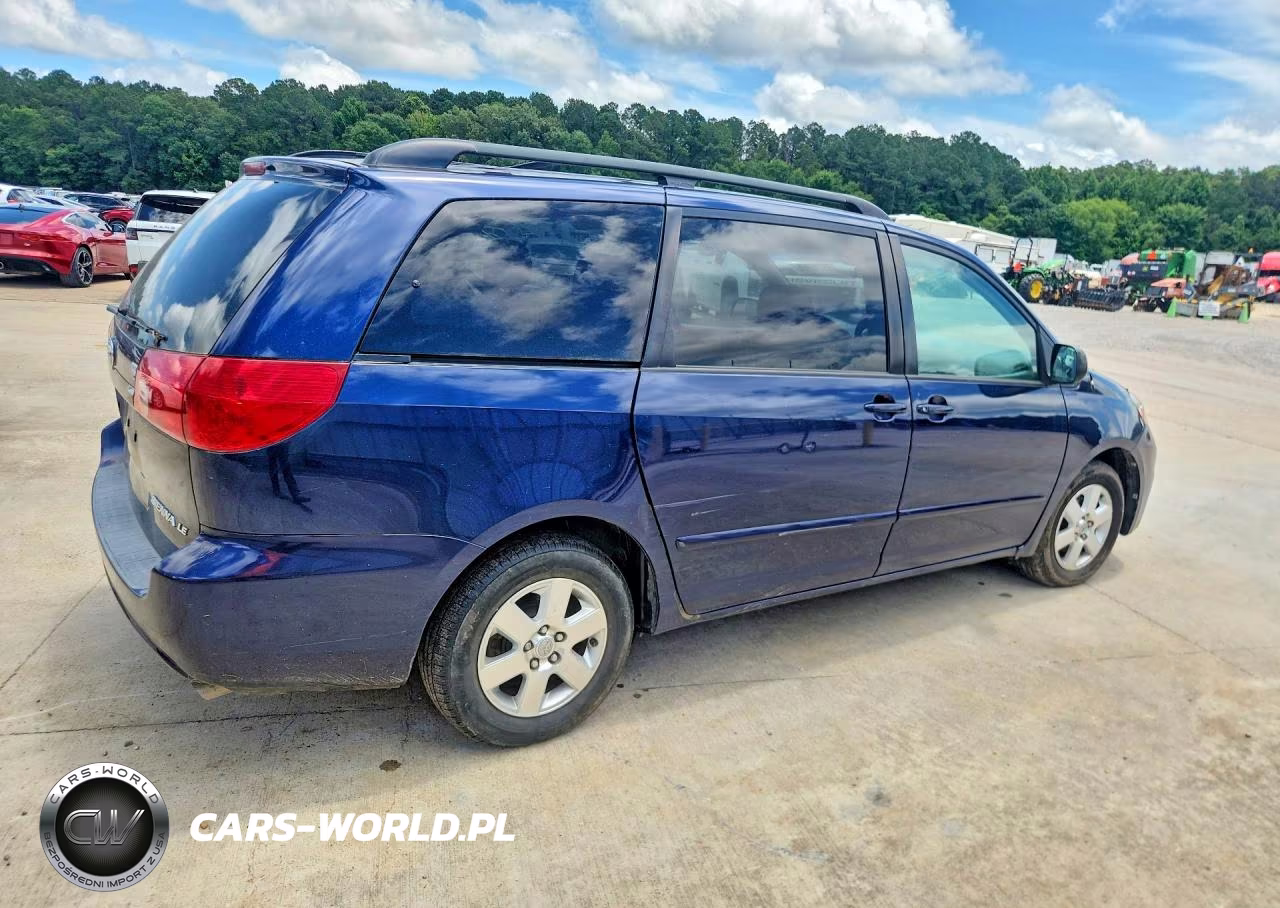 2007 Toyota Sienna Le 7-Passenger VIN:5TDZK23C07S092320 - 3