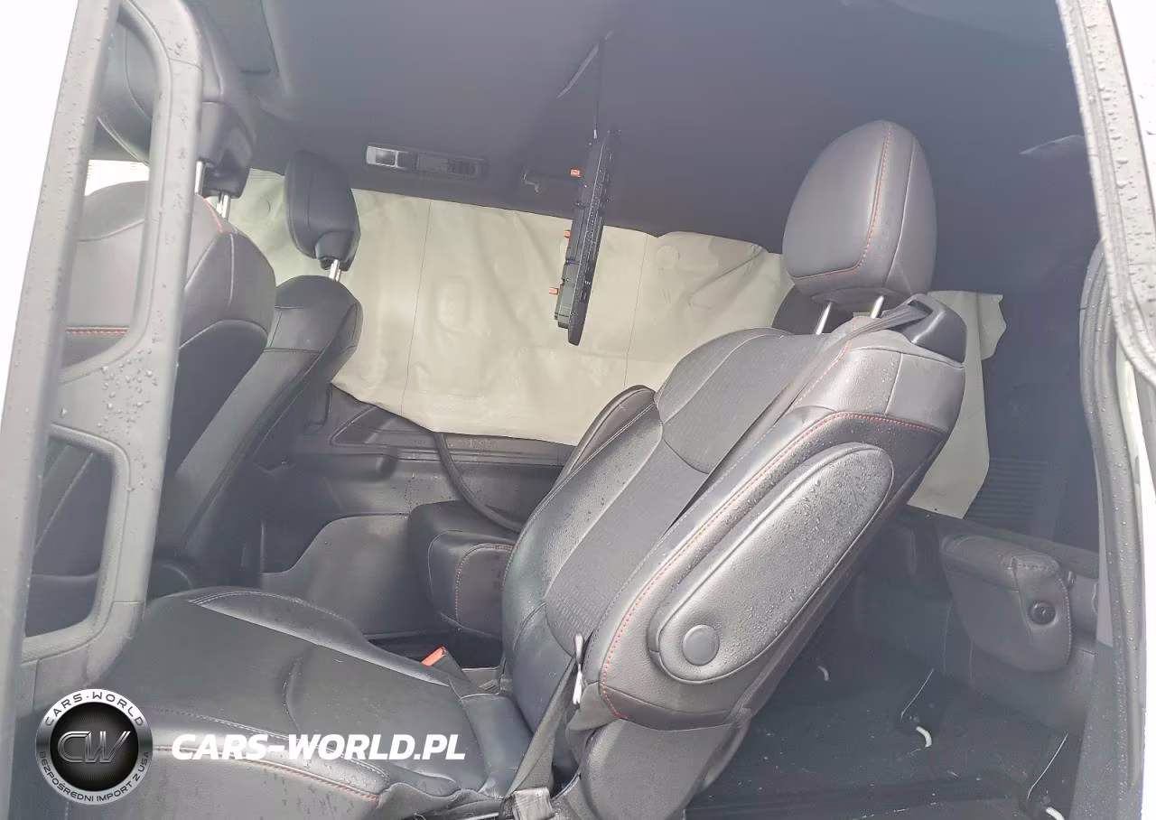 2021 Toyota Sienna Xse VIN:5TDDRKEC5MS063152 - 11