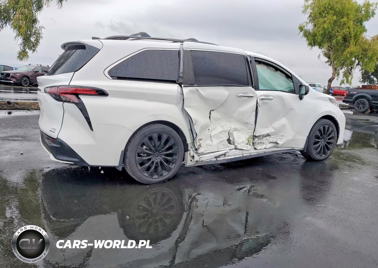 2021 Toyota Sienna Xse VIN:5TDDRKEC5MS063152 - 3
