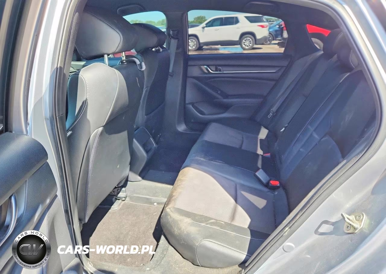 2019 Honda Accord Sport VIN:1HGCV1F34KA105418 - 10