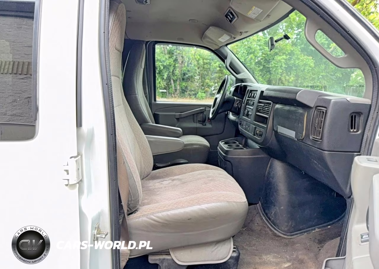 2017 Chevrolet Express 3500 Lt VIN:1GAZGPFG1H1341194 - 5