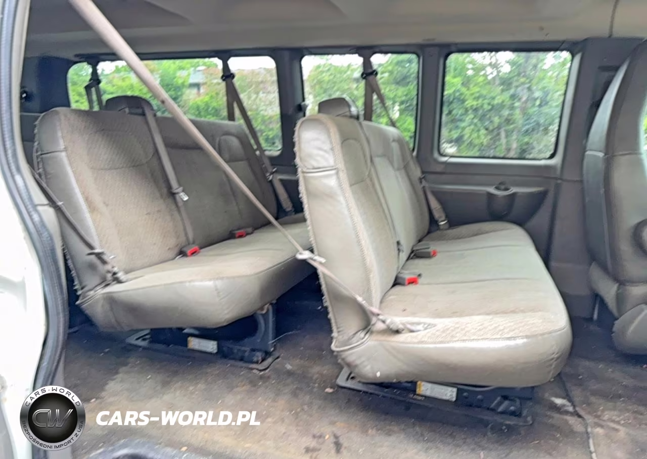 2017 Chevrolet Express 3500 Lt VIN:1GAZGPFG1H1341194 - 6