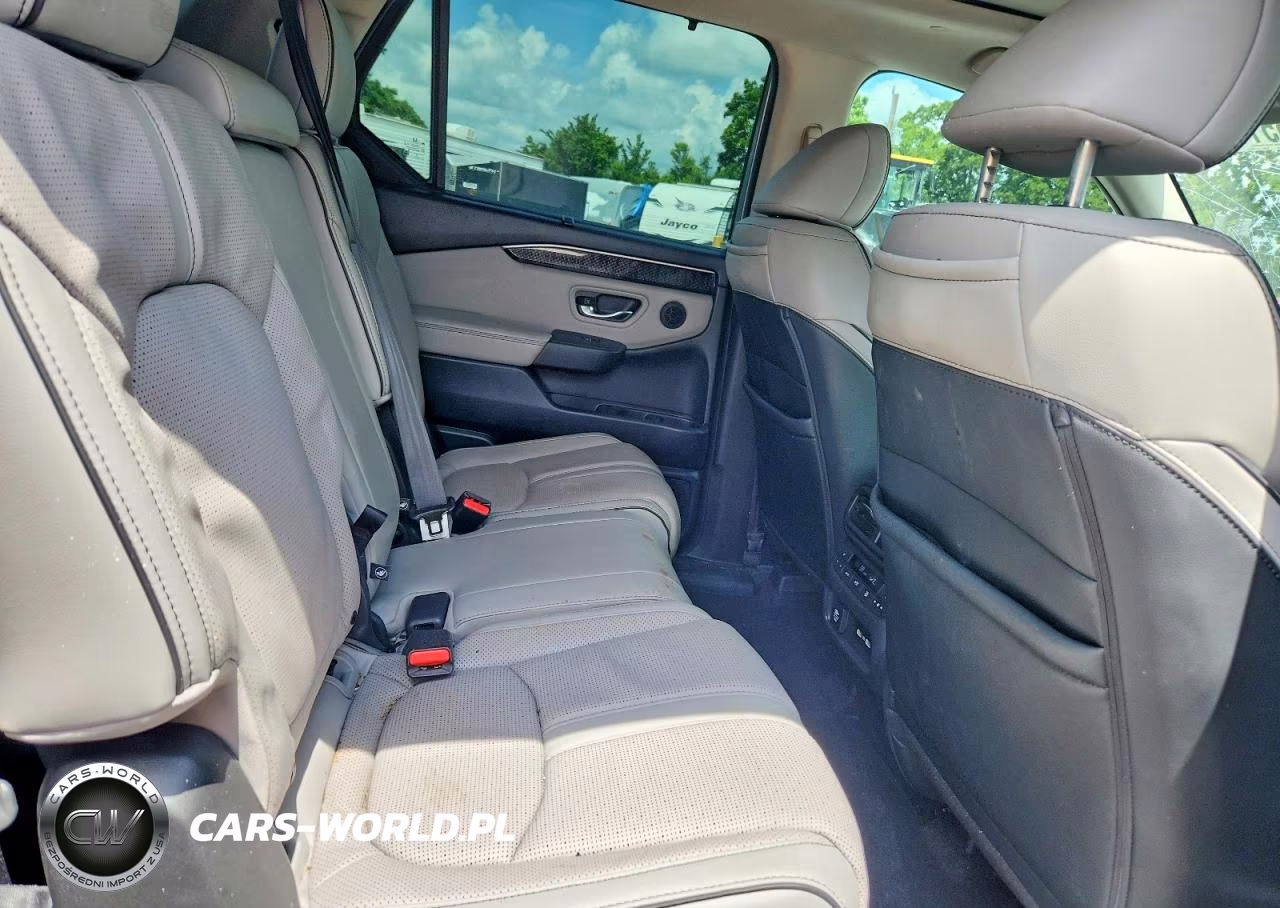 2023 Honda Pilot Elite VIN:5FNYG1H89PB023805 - 11