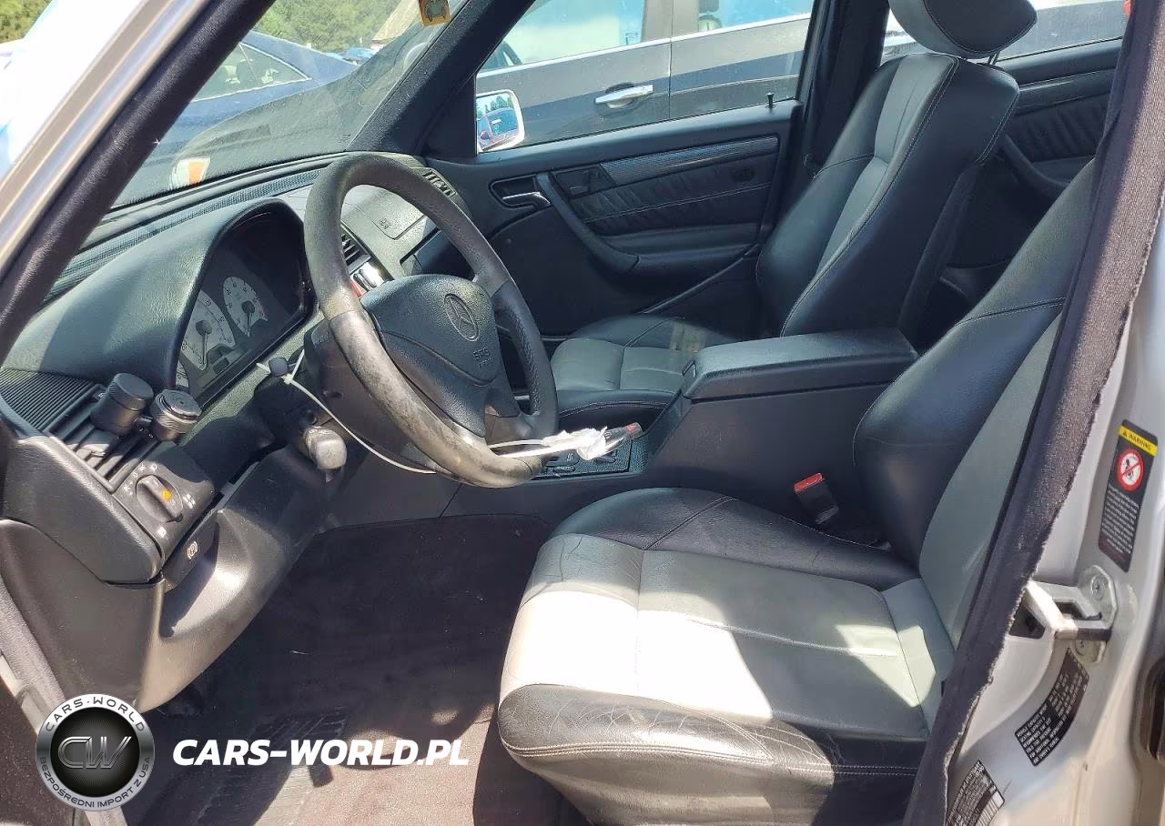 2000 Mercedes-Benz C 230 VIN:WDBHA24G1YA858021 - 7