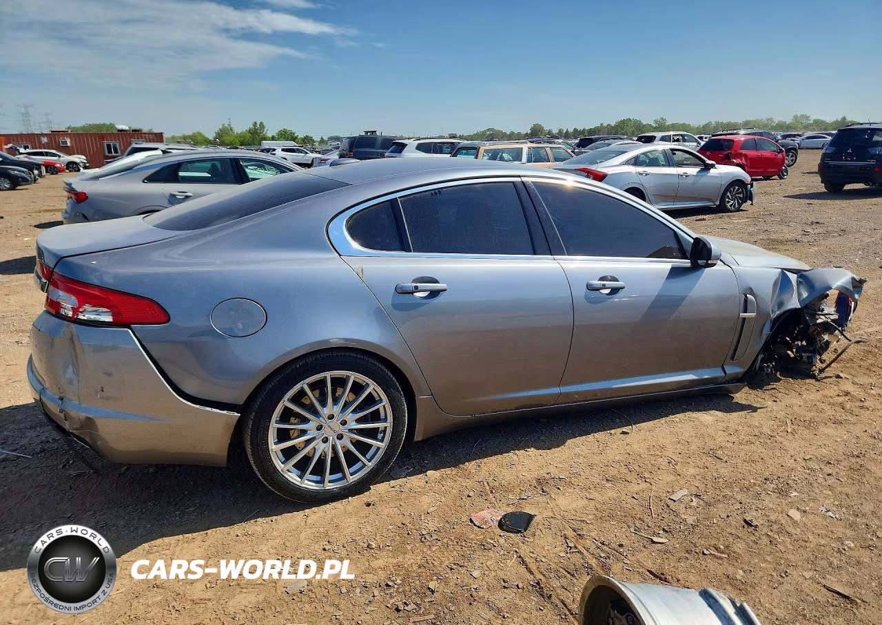 2010 Jaguar Xf Premium VIN:SAJWA0GB7ALR59119 - 3