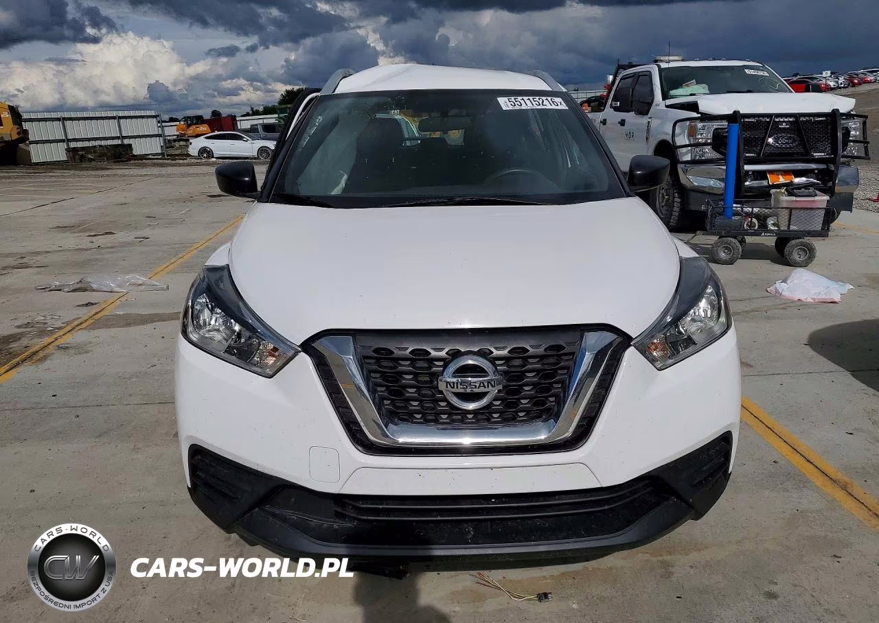 2018 Nissan Kicks S VIN:3N1CP5CU2JL537948 - 5