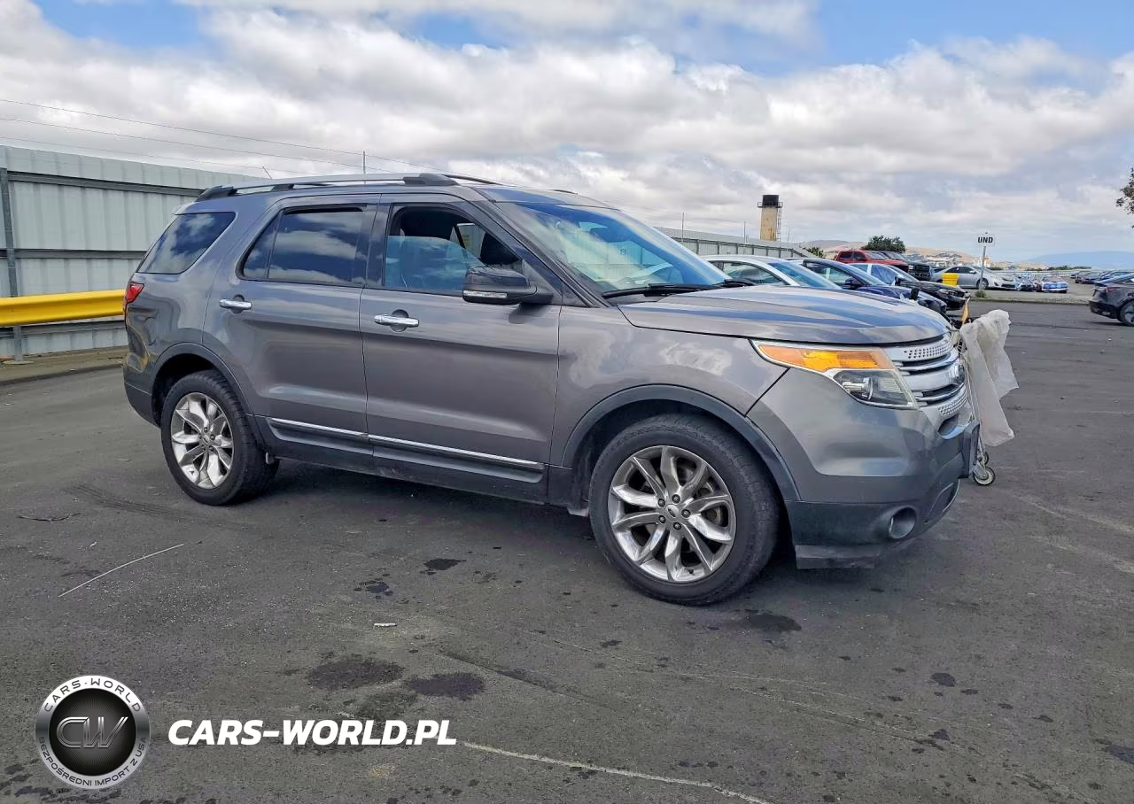 2014 Ford Explorer Xlt VIN:1FM5K8D86EGB84451 - 4