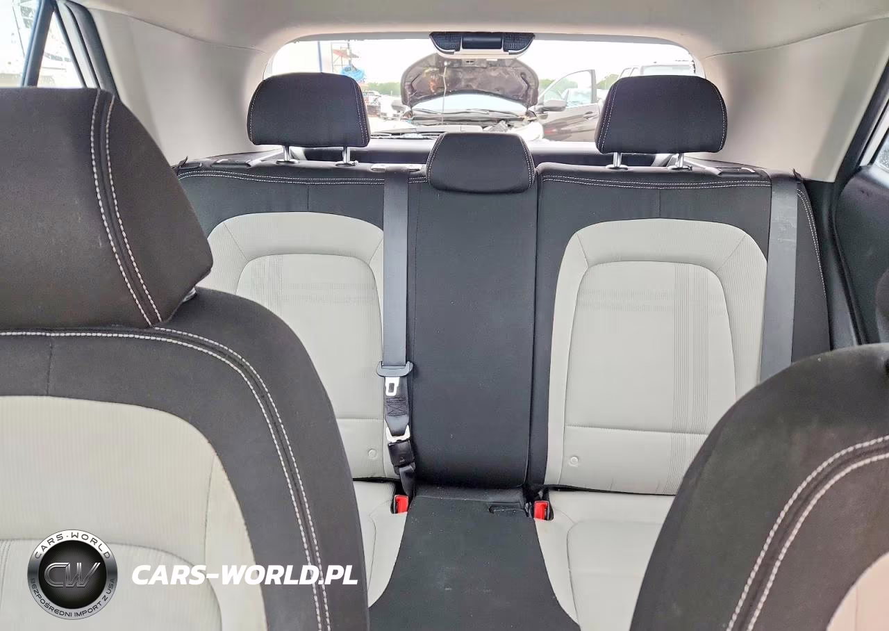 2021 Hyundai Venue Sel VIN:KMHRC8A30MU070985 - 10