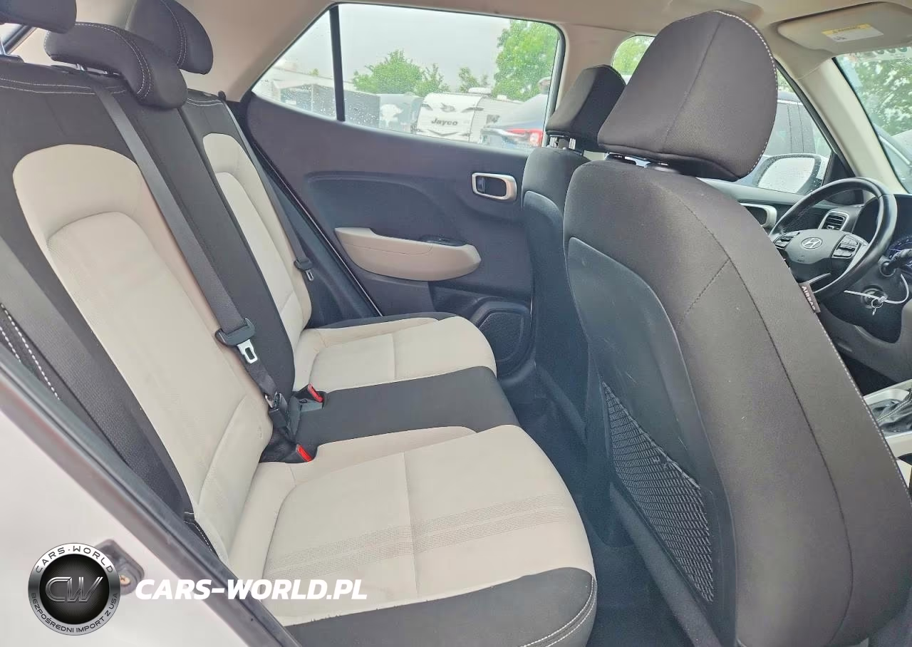 2021 Hyundai Venue Sel VIN:KMHRC8A30MU070985 - 11