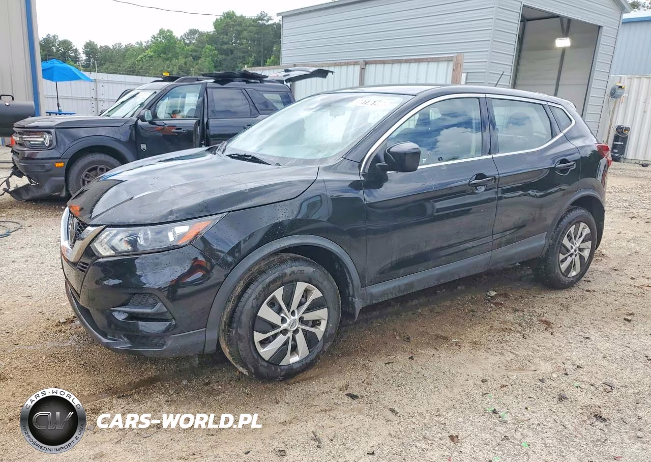 2020 Nissan Rogue Sport S