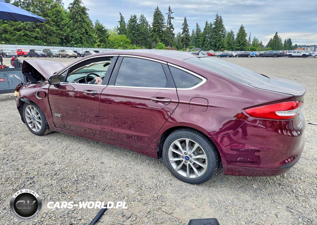 2017 Ford Fusion Se Phev VIN:3FA6P0PU2HR207702 - 2