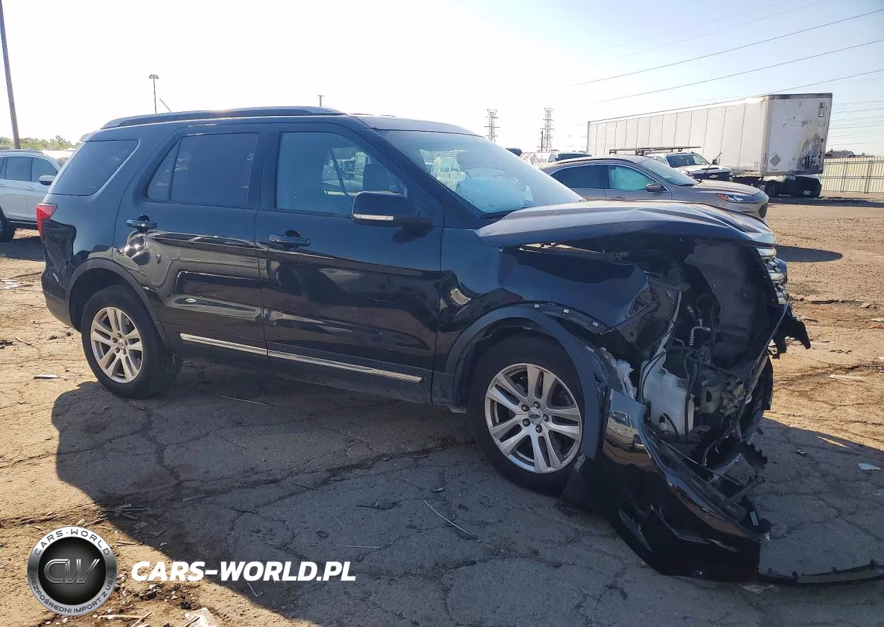 2018 Ford Explorer Xlt VIN:1FM5K8D86JGC04398 - 4
