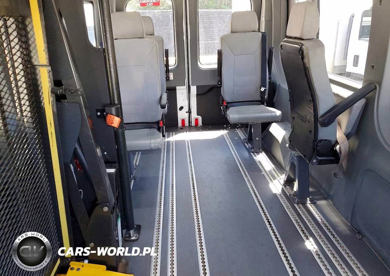 2018 Ford Transit T-350 Handicap Accessible Van VIN:1FTBW2XM5JKB53166 - 11