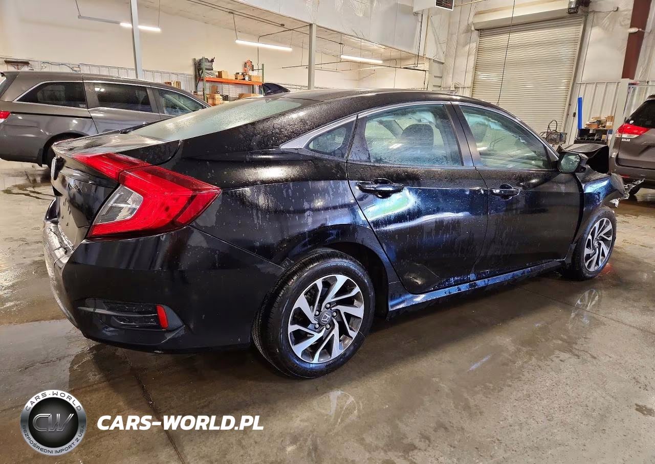 2017 Honda Civic Ex VIN:2HGFC2F73HH521756 - 3