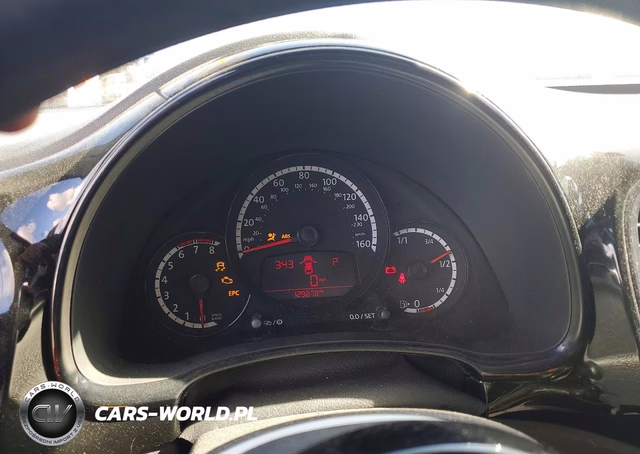 2014 Volkswagen Beetle VIN:3VWFP7AT6EM621381 - 9