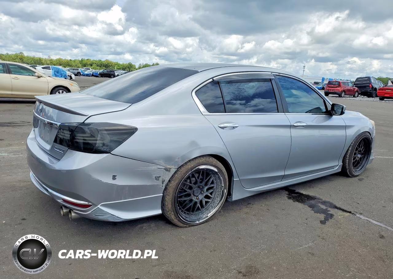 2017 Honda Accord Sport Special Edition VIN:1HGCR2F13HA156202 - 3