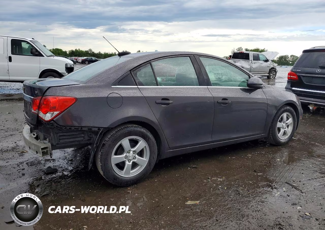 2015 Chevrolet Cruze Lt VIN:1G1PC5SB2F7246848 - 3