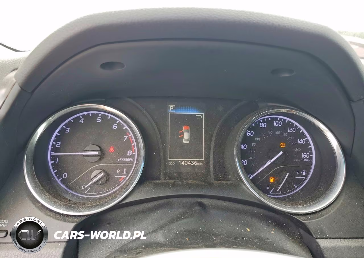 2020 Toyota Camry Le VIN:4T1C11AK8LU332986 - 9