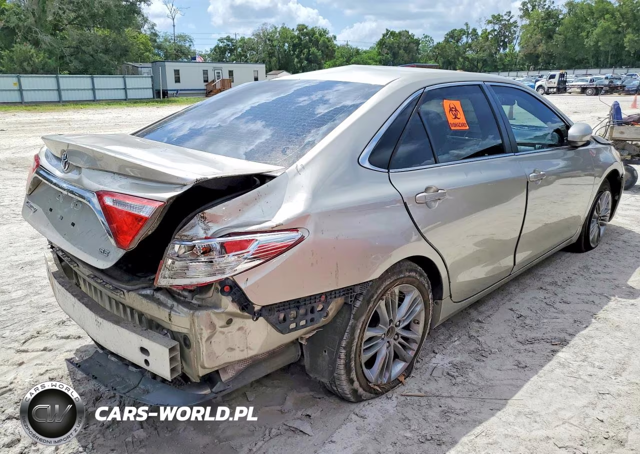 2017 Toyota Camry Se VIN:4T1BF1FK4HU638001 - 3