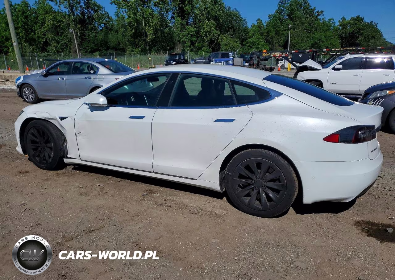 2017 Tesla Model S VIN:5YJSA1E18HF190043 - 2