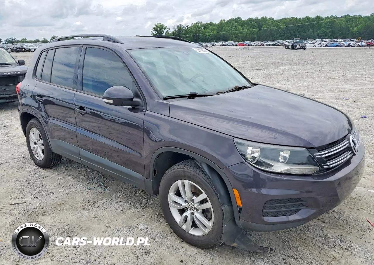 2016 Volkswagen Tiguan S VIN:WVGAV7AXXGW595386 - 4