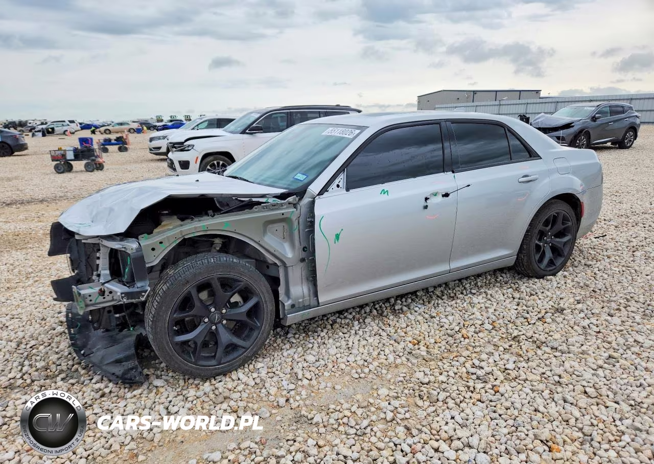 2022 Chrysler 300 S – zdjęcie 1 z 13