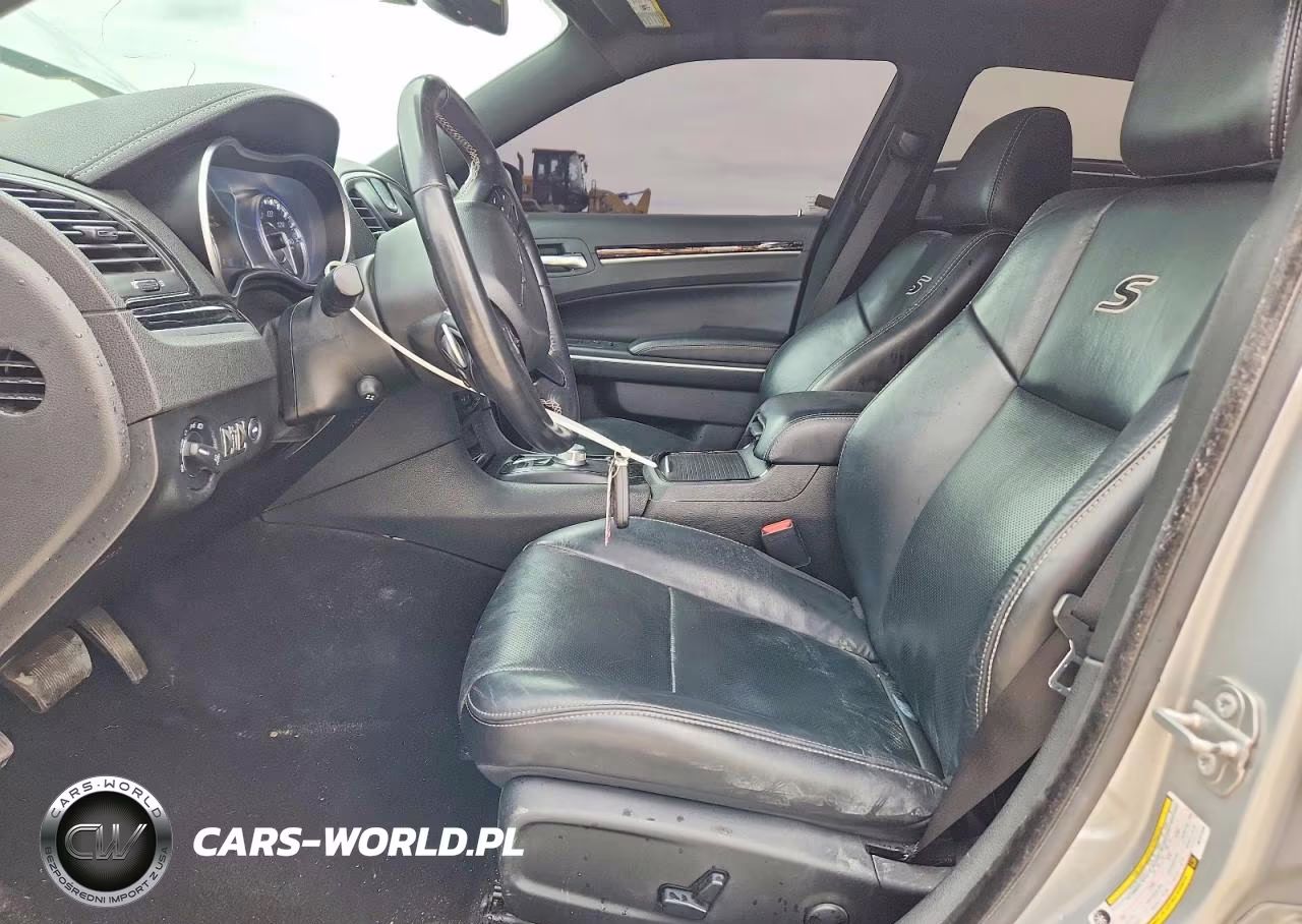 2022 Chrysler 300 S VIN:2C3CCABG4NH127426 - 7