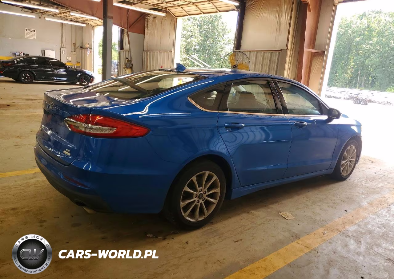 2020 Ford Fusion Se VIN:3FA6P0HD5LR225568 - 3